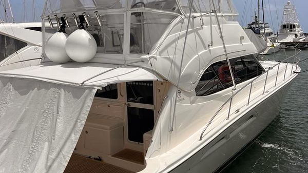 Riviera 51 Flybridge 