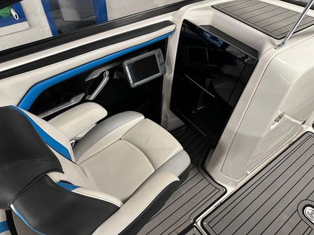 Yamaha-boats 242X image