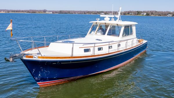 Grand Banks 43 Eastbay HX