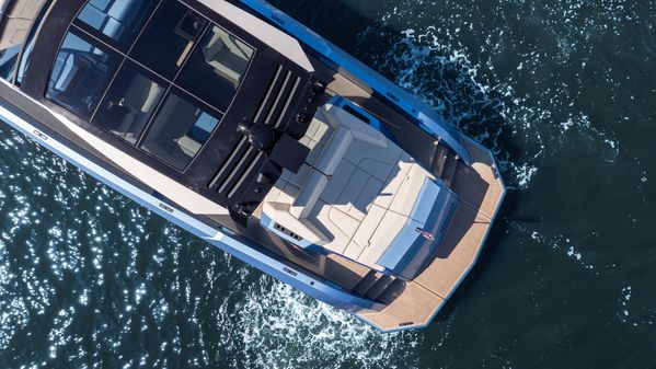 Vanquish Yachts VQ58 image