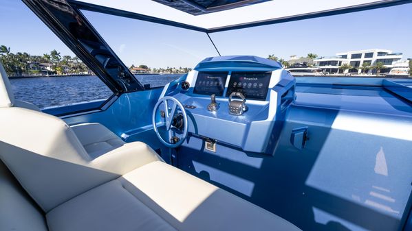 Vanquish Yachts VQ58 image