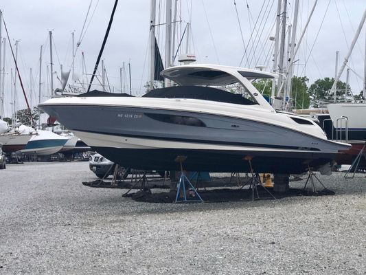 Sea Ray 350 SLX - main image
