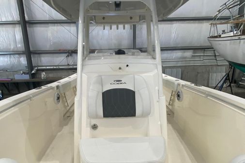 Cobia 280 CC image