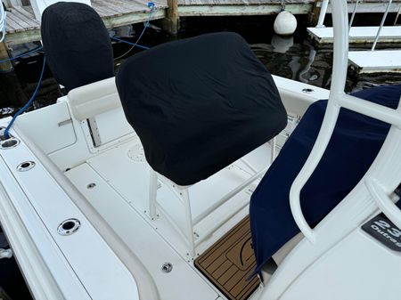 Boston Whaler 230 Outrage image