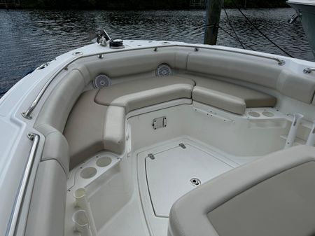 Boston Whaler 230 Outrage image