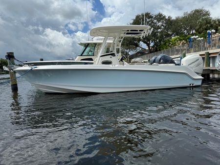 Boston Whaler 230 Outrage image