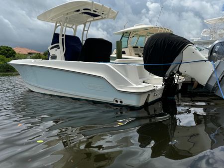 Boston Whaler 230 Outrage image