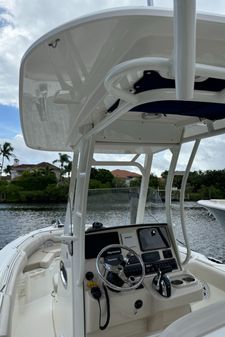 Boston Whaler 230 Outrage image