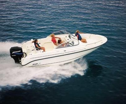 Boston Whaler Ventura 180 image