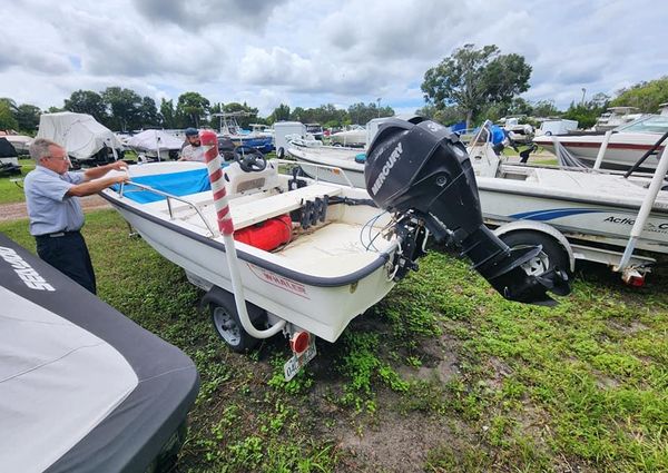 Boston-whaler SPORT-13 image