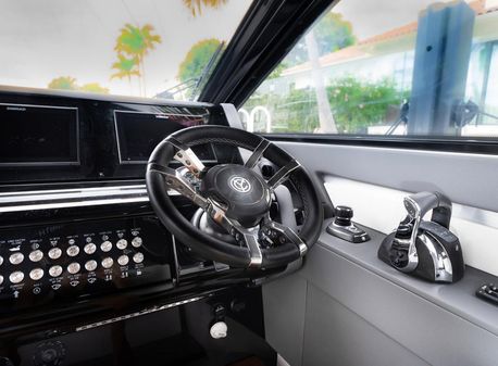 Cruisers Yachts 42 GLS image