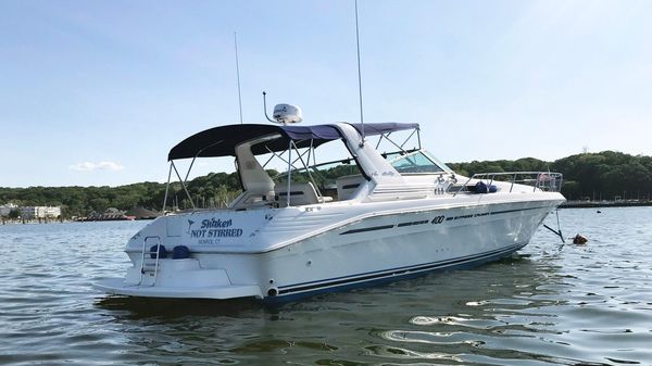 Sea Ray 400 Express Cruiser 