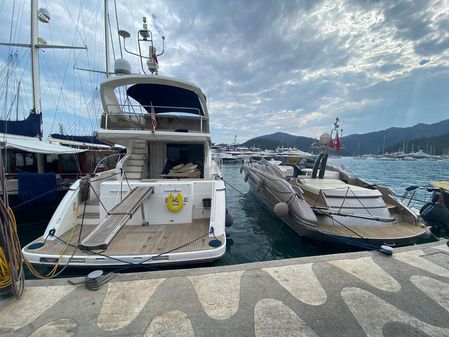 Princess Yachts 62 Flybridge image