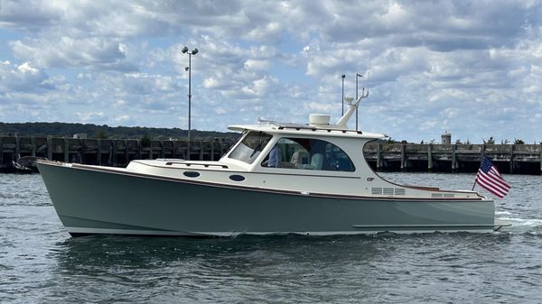 Hinckley Picnic Boat 37 MKIII 