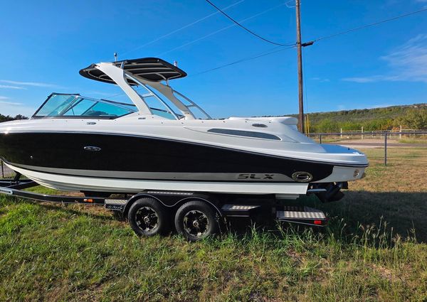 Sea Ray 270 SLX image