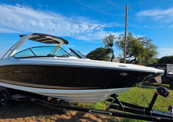 Sea Ray 270 SLX image
