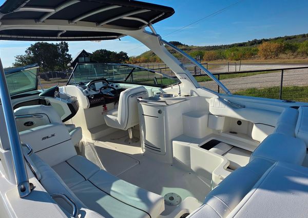 Sea Ray 270 SLX image