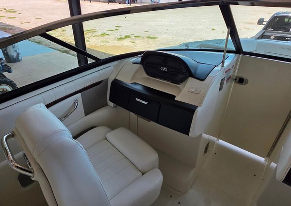 Sea Ray 270 SLX image