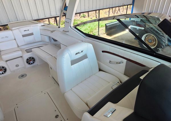 Sea Ray 270 SLX image
