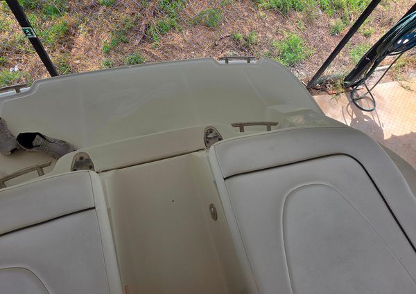 Sea Ray 270 SLX image