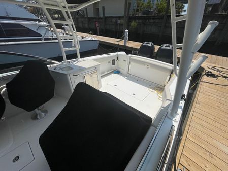 Boston Whaler 270 Vantage image