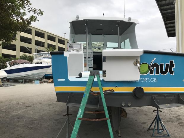 1979 Crusader Boats Cruiser Freeport - Intrinsic Yacht & Ship