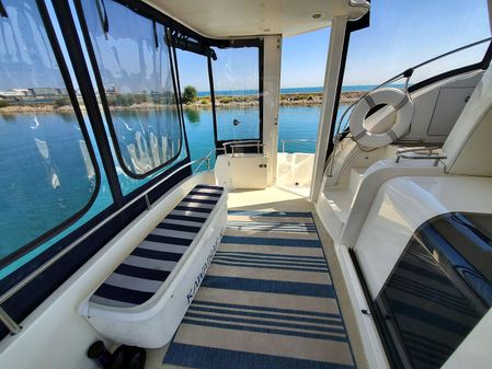 Meridian 368 Motor Yacht image