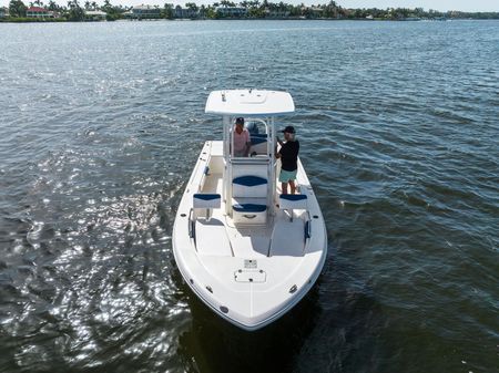 Robalo 226 Cayman image