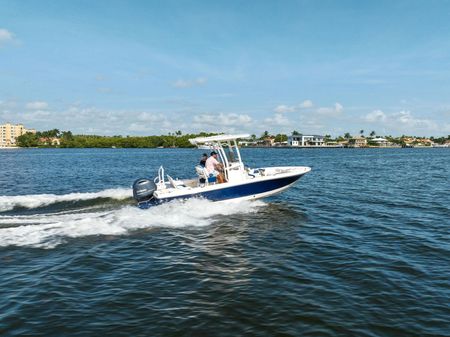 Robalo 226 Cayman image