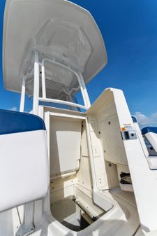 Robalo 226 Cayman image