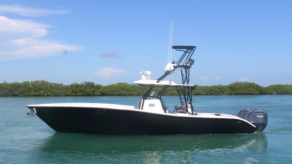 Yellowfin 36 Offshore 