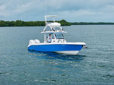 Everglades 335 Center Console image