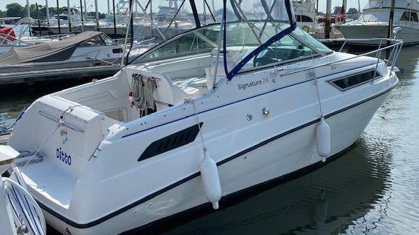 Chaparral 250 Signature