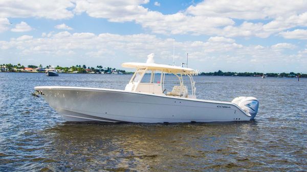 Cobia 350 CC