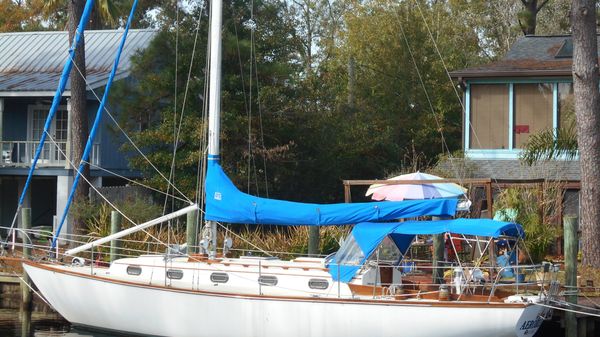 Cape Dory 36
