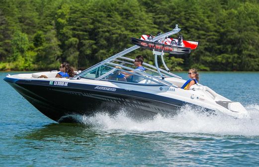 Yamaha Boats AR190 image