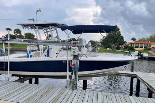 Robalo 246 Cayman image