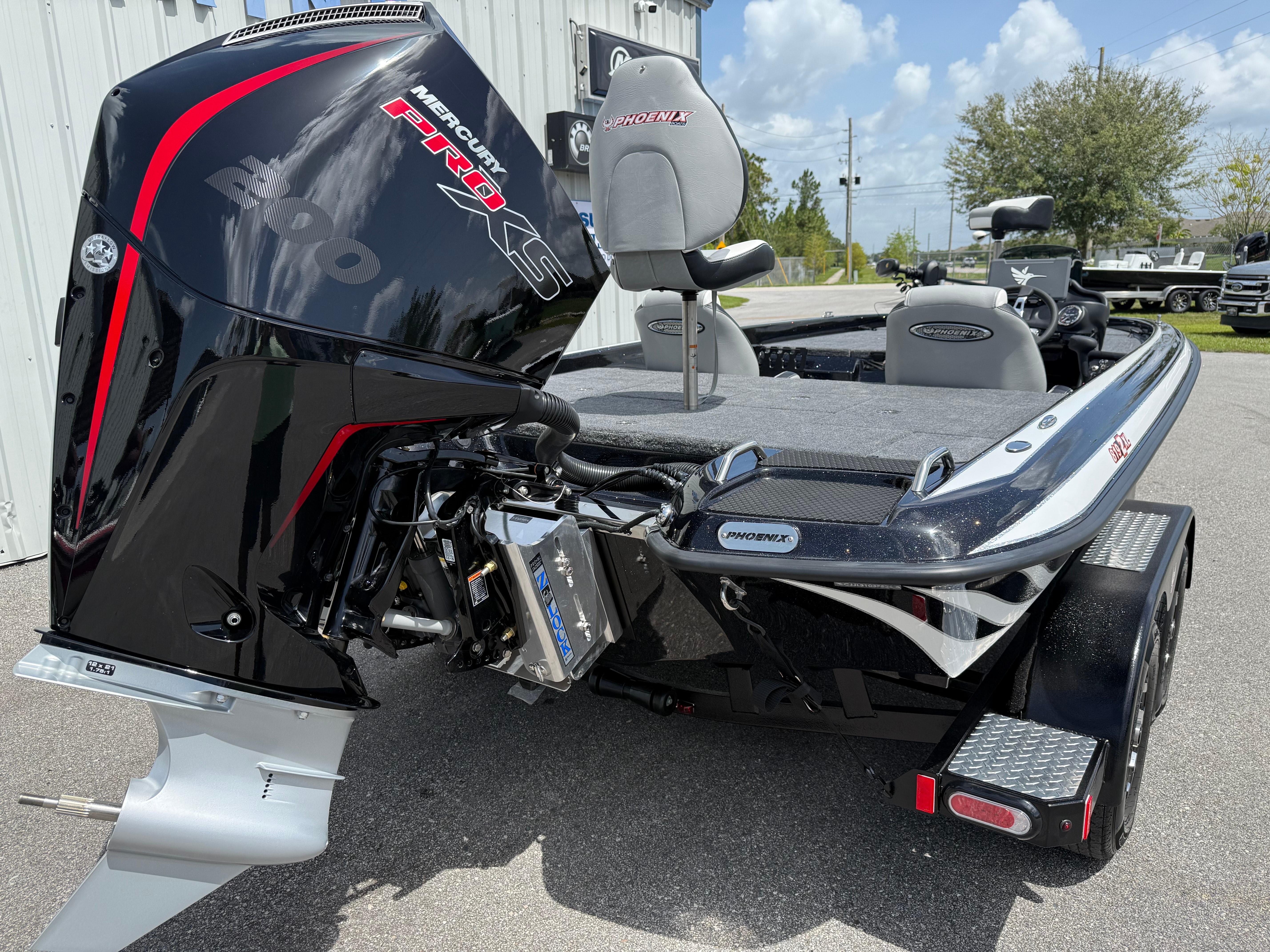 2026 Phoenix 819 ZXL Saint Cloud, Florida - Toho Marine