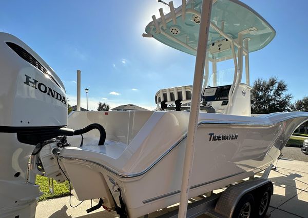 Tidewater 232 Center Console Adventure image