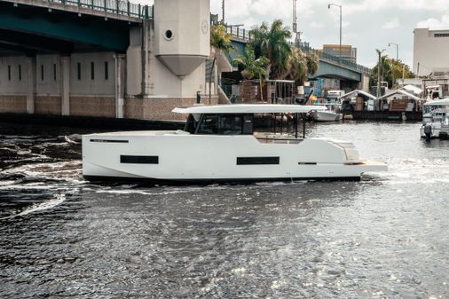 De Antonio Yachts D50 Coupé image