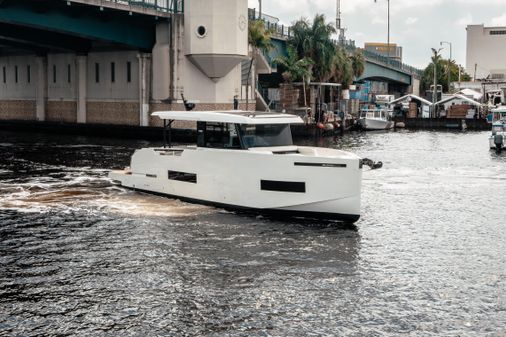 De Antonio Yachts D50 Coupé image