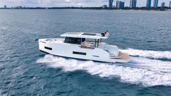 De Antonio Yachts D50 Coupé