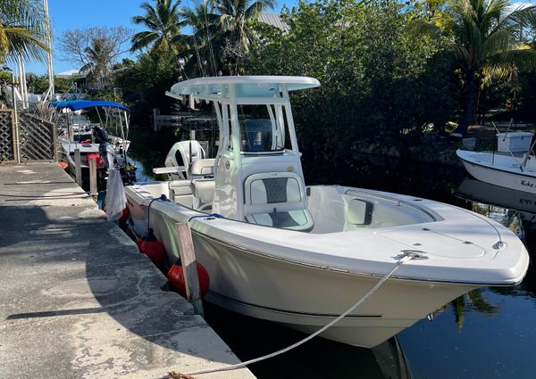 Tidewater 232 Center Console Adventure image