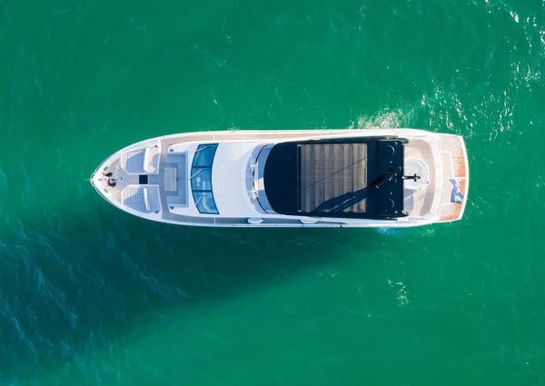 Sunseeker 76 Yacht image