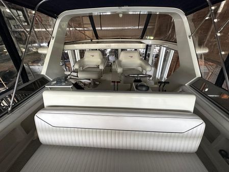 Carver 440-AFT-CABIN-MOTOR-YACHT image