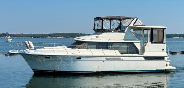 Carver 440-AFT-CABIN-MOTOR-YACHT image