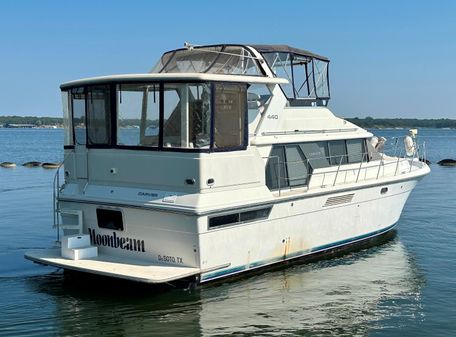 Carver 440-AFT-CABIN-MOTOR-YACHT image