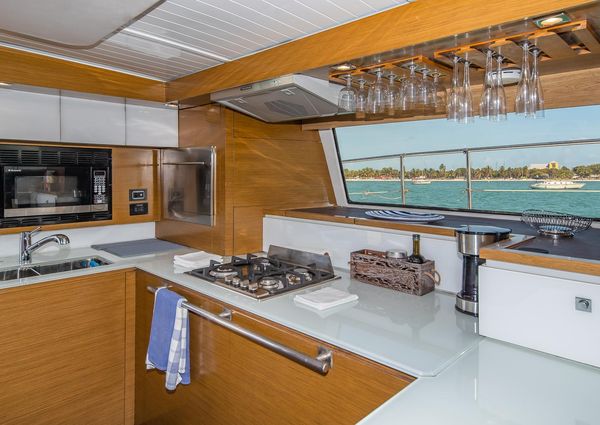 Fountaine Pajot Cumberland 47 LC image