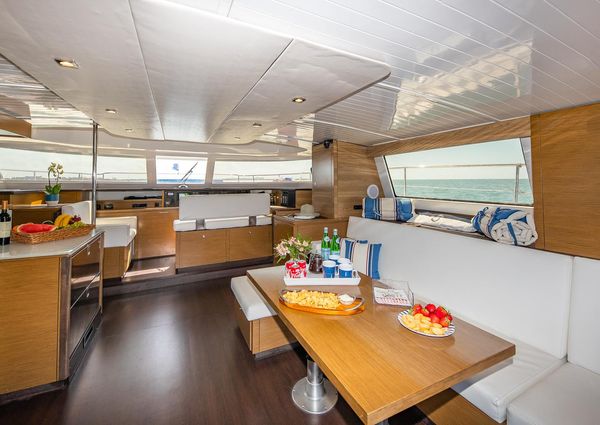 Fountaine Pajot Cumberland 47 LC image