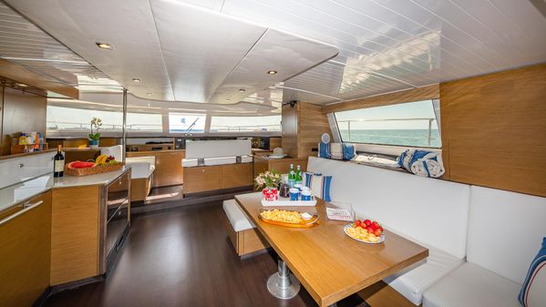 Fountaine Pajot Cumberland 47 LC image